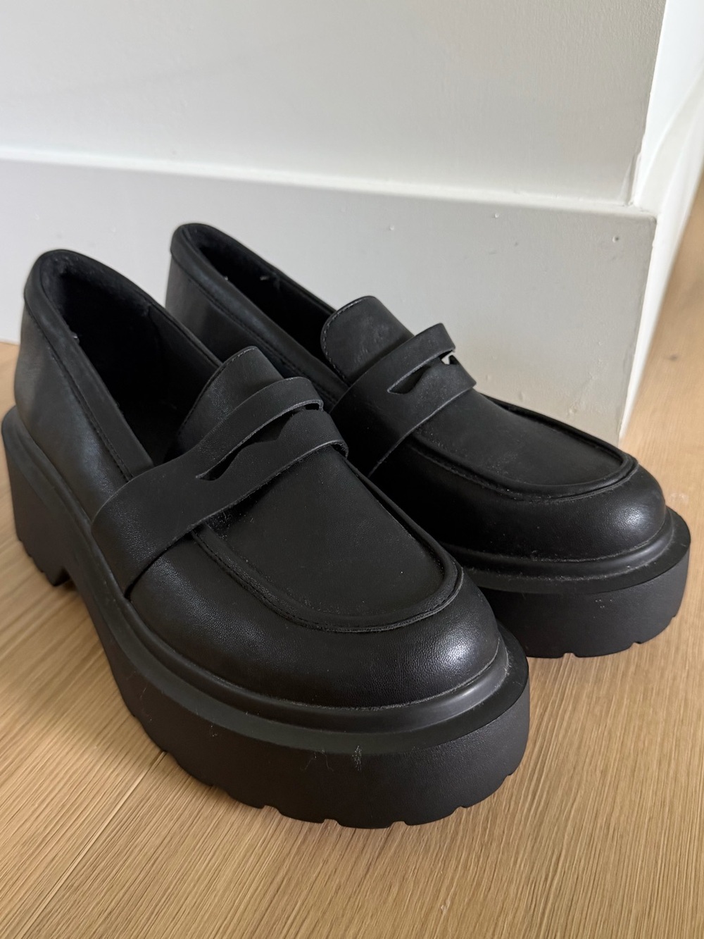Target Black Platform Penny Loafers NWOT